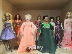 Huge lot of barbie and integrity fashion royalty dolls +bonus huge lot outfits