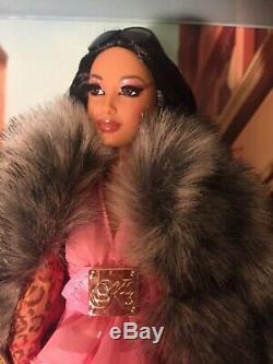 Kimora Lee Simmons Barbie Nib 2007 Gold Label Limited Ed. 12,500 Worldwide. Mint