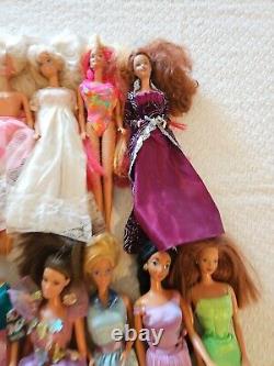 Large Lot Of 28 1960's Barbie Dolls 19 With Clothes 9 WithO