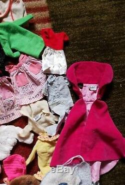 Large Vintage TLC 8 Barbie Dolls + Clothing Lot