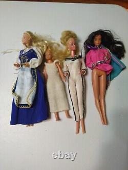 Lot Of Vintage 1980s Mattel Barbie Dolls And Clothes