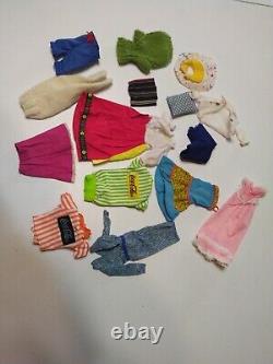 Lot Of Vintage 1980s Mattel Barbie Dolls And Clothes