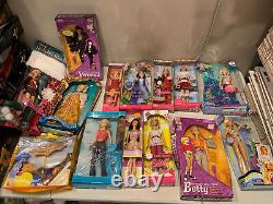 Lot of 15 Barbie Dolls Mattel All new in boxes never opened lot FF