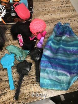 Lot of Mattel Monster High, Happily Ever After & Bratz Dolls Accessories