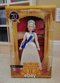 MINT 2022 Barbie Signature Queen Elizabeth II Platinum Jubilee Collector Doll