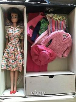 MINT LOT of Vintage 60's American Girl BARBIE withCase Clothing Accessories WOW