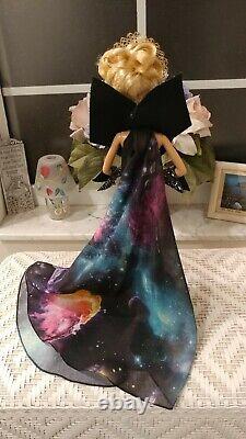 MINT Magia Italy 2000 Barbie 2017 Convention Centerpiece (No Box) Gorgeous Doll