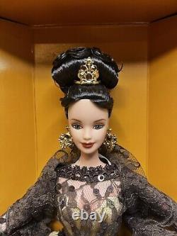 MINT! Oscar de la Renta 1998 Barbie Doll NRFB