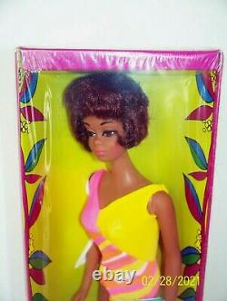 NIB1960s JAPANBLACK BARBIECHRISTIE DOLLTNTMINT#1119OSSTAGRARE+UNOPENED