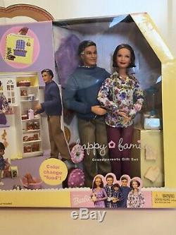 New Mattel 2003 Barbie Happy Family Grandma's Kitchen Grandparents Doll Playset