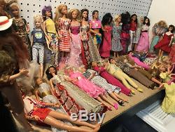 Nice Lot Of Vintage 31 Barbie + 2 Ken Dolls With Clothes 60s 90s + Others