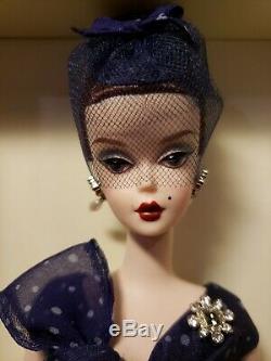 Parisienne Pretty Silkstone Barbie Doll 2009 Gold Label Mattel #n6594 Mint Nrfb