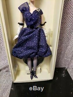 Parisienne Pretty Silkstone Barbie Doll 2009 Gold Label Mattel #n6594 Mint Nrfb