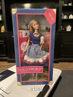 Passport Barbie Dolls Of The World Lot Of 5. Pink Label Collection