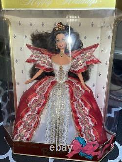 RARE NRFB NIB Happy Holidays 1997 Barbie Doll MINT Green Eyes