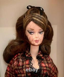 Silkstone Highland Fling Barbie Fashion Model Collection 2006 Gold Label MINT