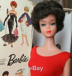 Stunning Near Mint Vintage Brunette Bubble Cut Barbie in Box