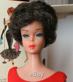 Stunning Near Mint Vintage Brunette Bubble Cut Barbie in Box