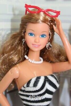 Superstar Barbie Doll Lot of 5 & vintage zebrastripe Swimsuit 80er