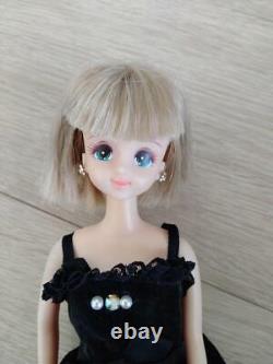 Takara Barbie Doll mint