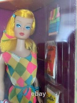 VERY RARE Vintage Colour Magic Barbie 2nd issue 1967 Cardboard Box NRFB MINT