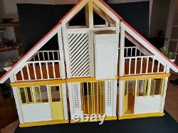 VINTAGE 1978 Yellow MATTEL BARBIE DREAM HOUSE A FRAME 1970's ORIGINAL