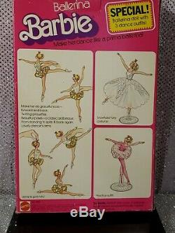 Vintage 1976 On Tour Ballerina Barbie Doll Mattel 9613 Mint Nrfb