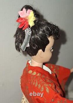 Vintage #850 Raven Ponytail #5 Barbie Doll in #821 Barbie in Japan