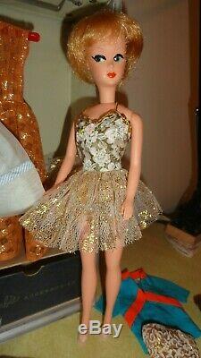 Vintage Barbie 1962 Case Dolls Clothes Shoes Acces. Clean Original Lot Wow