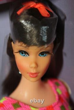 Vintage Dark Brunette TNT Twist N Turn Barbie Doll Mint In Box