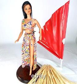 Vintage Hawaiian Barbie Doll Mattel 7470 Wind Surfer Hula Set 1975 Twist N Turn