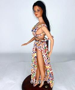 Vintage Hawaiian Barbie Doll Mattel 7470 Wind Surfer Hula Set 1975 Twist N Turn