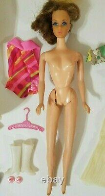 Vintage Mattel Barbie Doll lot. Clothes, Accessories Francie Twist & Turn