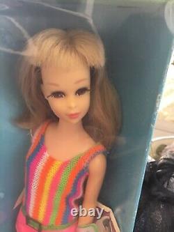 Vintage Mattel Francie Nrfb Ash Blond Doll Mint W Lifelike Eyelposeable Stand