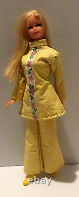 Vintage Mattel Platinum Blond Stacey Twist N Turn Barbie Doll Lot