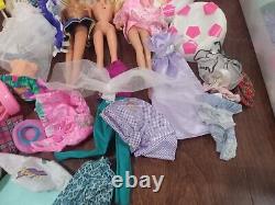 Vintage Mixed 1980's BARBIE Doll & Accessories Lot-Furniture Clothing Bedroom