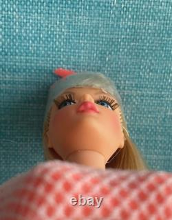 Vintage Twist N Turn TNT Blonde Barbie w Trade In Promo Box #1162 Near Mint 1967