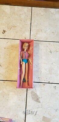 Vintage american girl barbie doll 1966 pale blonde with original box. Near Mint