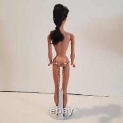 Vtg Brunette Ponytail Barbie #5 1961 Vtg Clothes And Suitcase