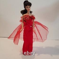 Vtg Brunette Ponytail Barbie #5 1961 Vtg Clothes And Suitcase